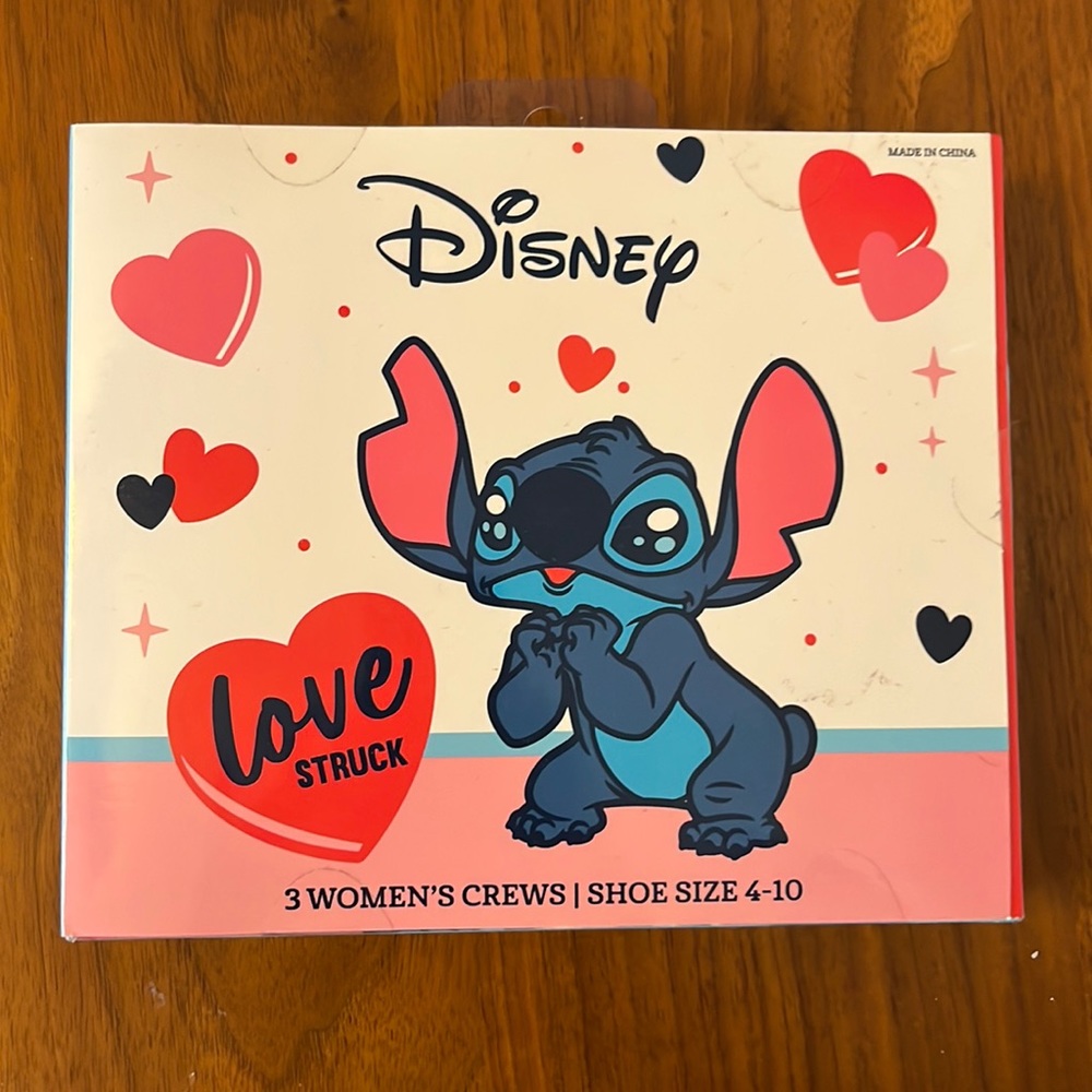 Stitch valentines socks three pair womens 4-10 crew